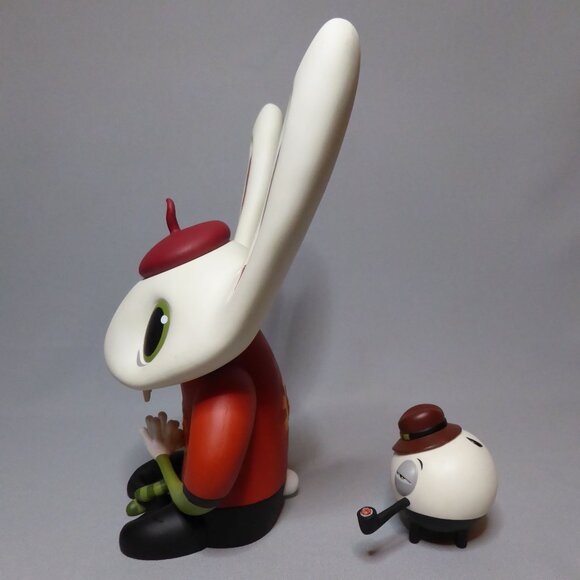 RARE NEW 2003 9” SCARY GIRL BUNNY BUNNIGURU EGG DESIGNER URBAN ART VINYL FIGURE - Picture 7 of 16